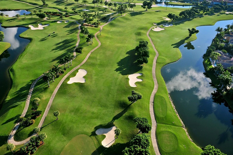 Golf course virtual tours